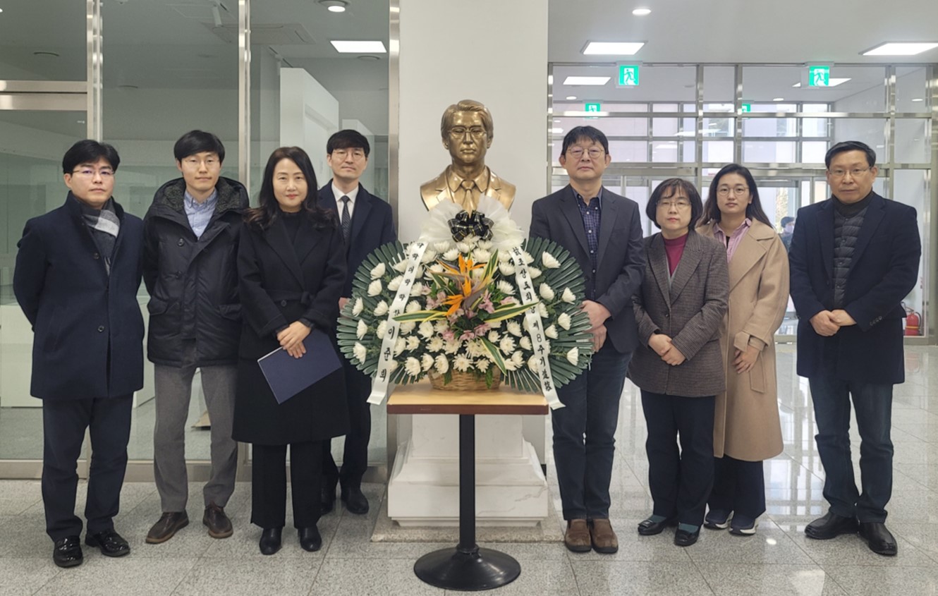 故조상도 동문의 8주기 추모식 [2023.02.20]제 8주기 조상도동문 추모식-수정.jpg